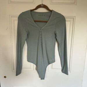 Abercrombie & Fitch Long Sleeve V-Neck Bodysuit
